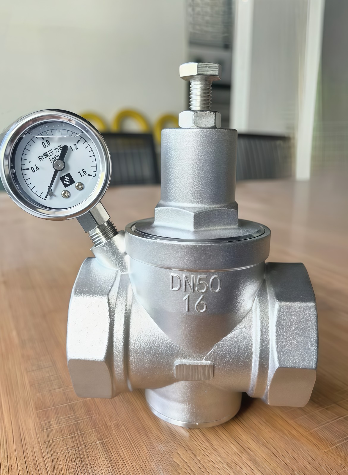 COTV全球直播-浙江利水科技股份有限公司专业生产不锈钢及铜制截止阀、球阀、PPR球阀、带锁闸阀、过滤器、减压阀、立式止回阀、分水器等流体设备及燃气系列、塑料管道系列产品，欢迎大家光临！