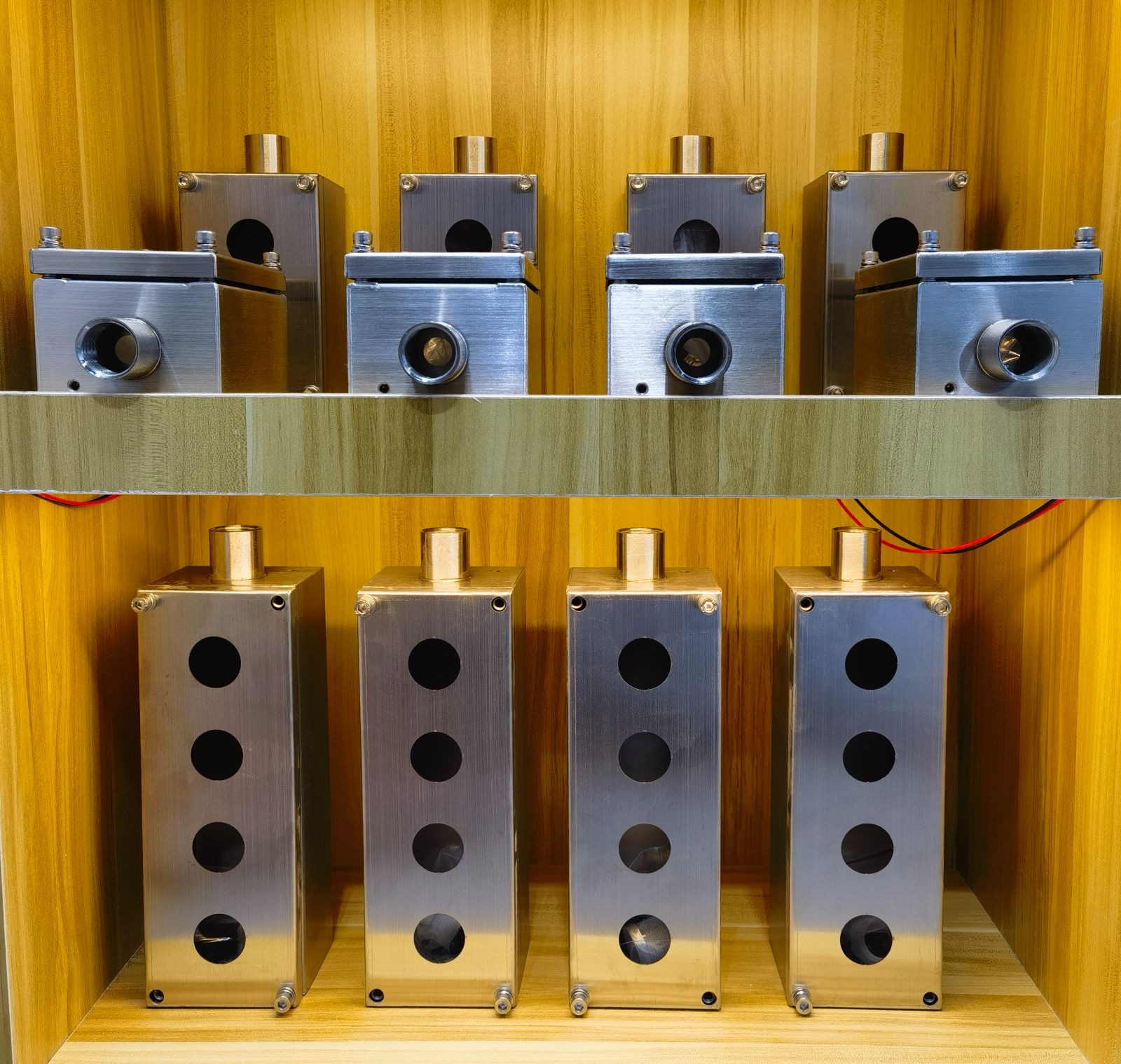 COTV全球直播:浙江正毅电气有限公司专业生产:不锈钢按钮盒、增安按钮盒、86型接线盒、端子盒等电气产品,联系电话:0086-15858553162,总经理郑成方欢迎大家光临! COTV全球直播:浙江正毅电气有限公司专业生产:不锈钢按钮盒、增安按钮盒、86型接线盒、端子盒等电气产品,联系电话:0086-15858553162,总经理郑成方欢迎大家光临!