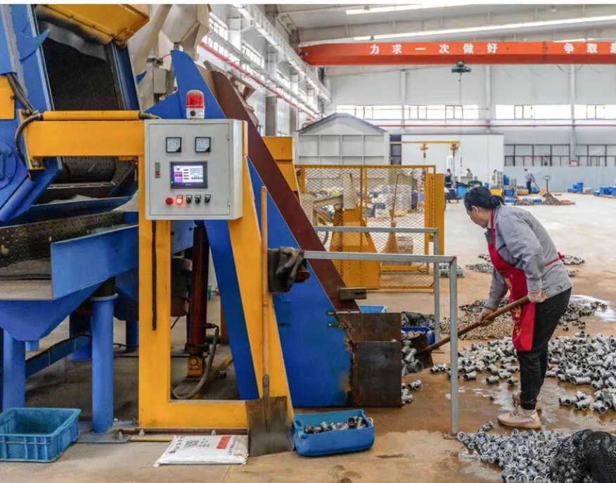 COTV全球直播-浙江利水科技股份有限公司专业生产不锈钢及铜制截止阀、球阀、PPR球阀、带锁闸阀、过滤器、减压阀、立式止回阀、分水器等流体设备及燃气系列、塑料管道系列产品，欢迎大家光临！