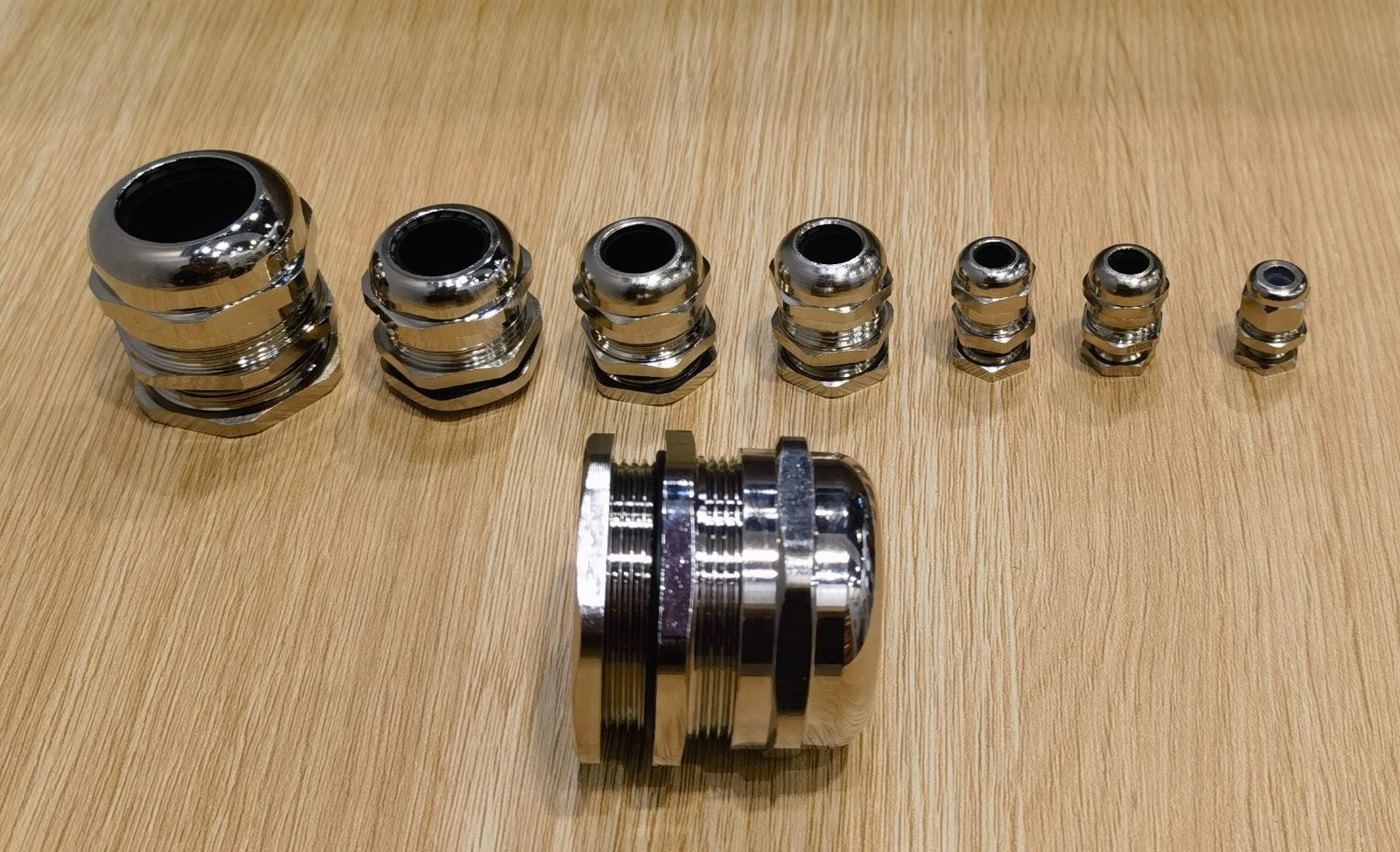 COTV全球直播:浙江正毅电气有限公司专业生产:不锈钢按钮盒、增安按钮盒、86型接线盒、端子盒等电气产品,联系电话:0086-15858553162,总经理郑成方欢迎大家光临! COTV全球直播:浙江正毅电气有限公司专业生产:不锈钢按钮盒、增安按钮盒、86型接线盒、端子盒等电气产品,联系电话:0086-15858553162,总经理郑成方欢迎大家光临!