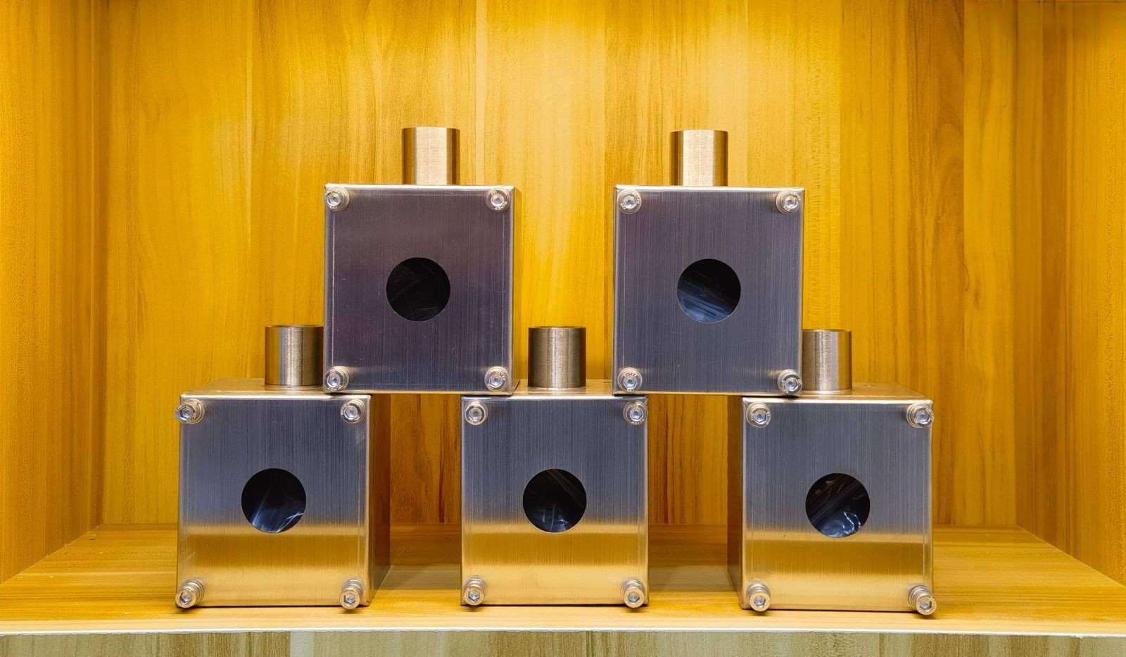 COTV全球直播:浙江正毅电气有限公司专业生产:不锈钢按钮盒、增安按钮盒、86型接线盒、端子盒等电气产品,联系电话:0086-15858553162,总经理郑成方欢迎大家光临! COTV全球直播:浙江正毅电气有限公司专业生产:不锈钢按钮盒、增安按钮盒、86型接线盒、端子盒等电气产品,联系电话:0086-15858553162,总经理郑成方欢迎大家光临!