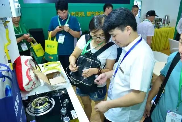 COTV全球直播-浙江利水科技股份有限公司专业生产不锈钢及铜制截止阀、球阀、PPR球阀、带锁闸阀、过滤器、减压阀、立式止回阀、分水器等流体设备及燃气系列、塑料管道系列产品，欢迎大家光临！