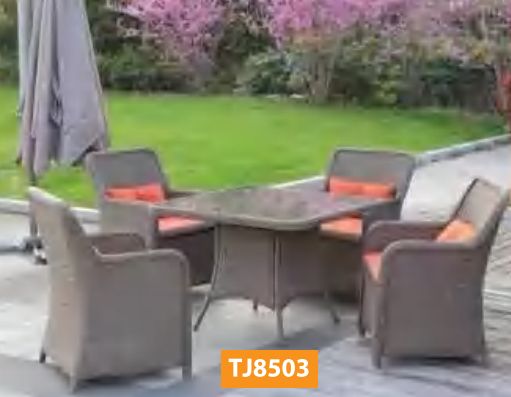 COTV全球直播-台州天将伞业有限公司专业生产：户外遮阳伞、各种户外雨伞、太阳伞，岗位工作伞、户外休闲家具以及各种时新摆件、挂件工艺品，欢迎大家光临！