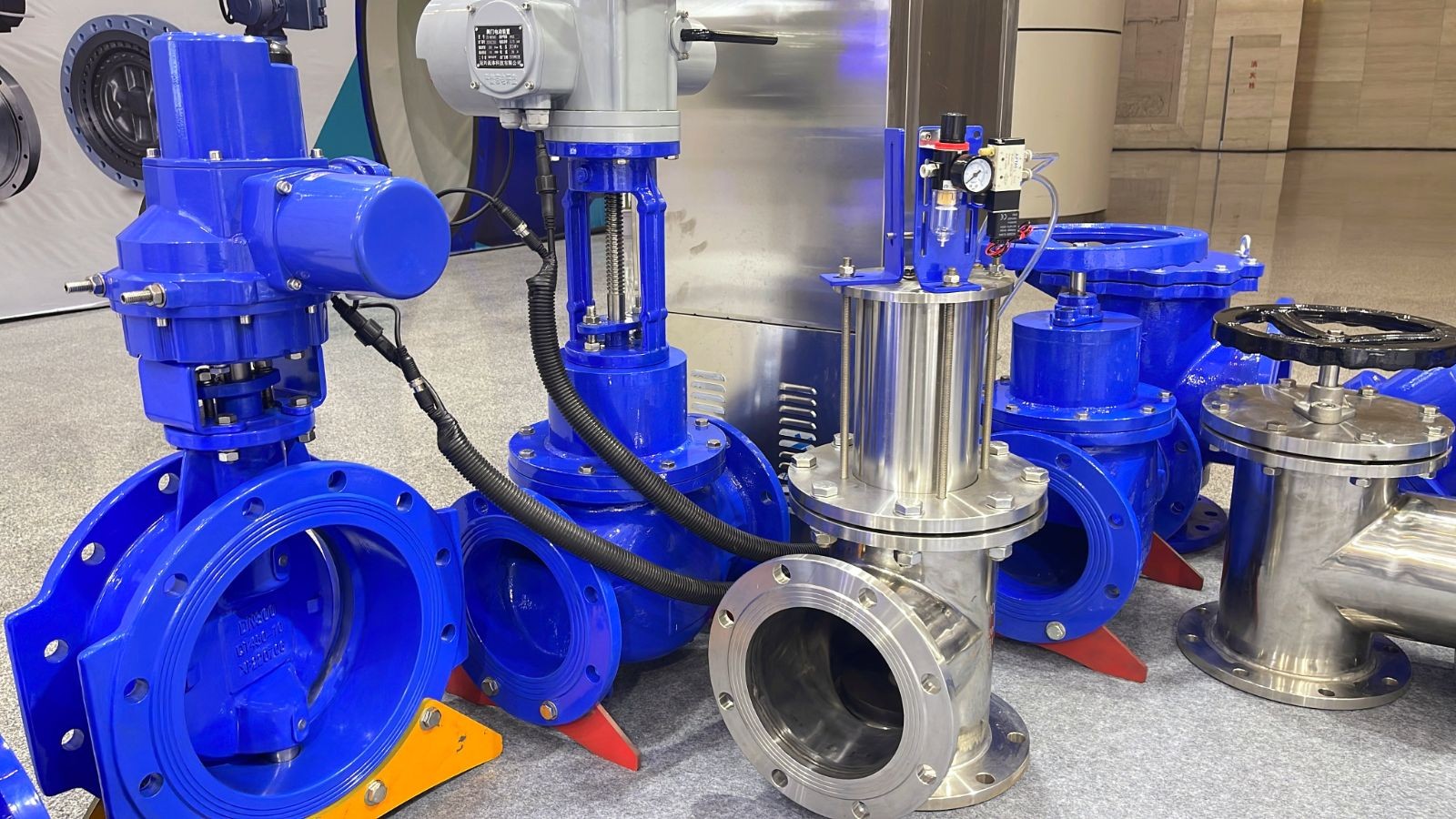 COTV全球直播：中国-冠兴流体科技有限公司专业生产暖通系统、排泥阀、排气阀、闸阀、止回阀、碟阀、水力控制阀、多功能水泵控制阀、防污断阀、倒流防止器等系统流体产品，欢迎大家光临！