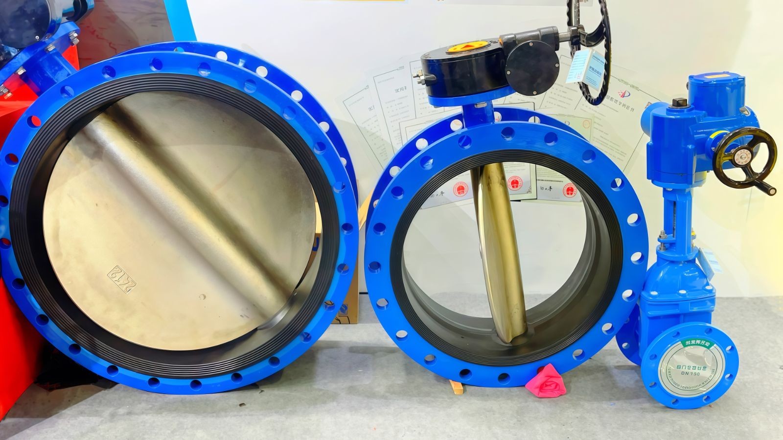 COTV全球直播:天津市远大阀门有限公司30多年来专业生产:蝶阀、闸阀、球阀、止回阀、气流阀、开关阀等流体设备产品,30多个系列、300多种产品,欢迎大家光临! COTV全球直播:天津市远大阀门有限公司30多年来专业生产:蝶阀、闸阀、球阀、止回阀、气流阀、开关阀等流体设备产品,30多个系列、300多种产品,欢迎大家光临!