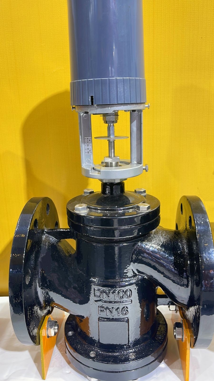 COTV全球直播：中国-冠兴流体科技有限公司专业生产暖通系统、排泥阀、排气阀、闸阀、止回阀、碟阀、水力控制阀、多功能水泵控制阀、防污断阀、倒流防止器等系统流体产品，欢迎大家光临！