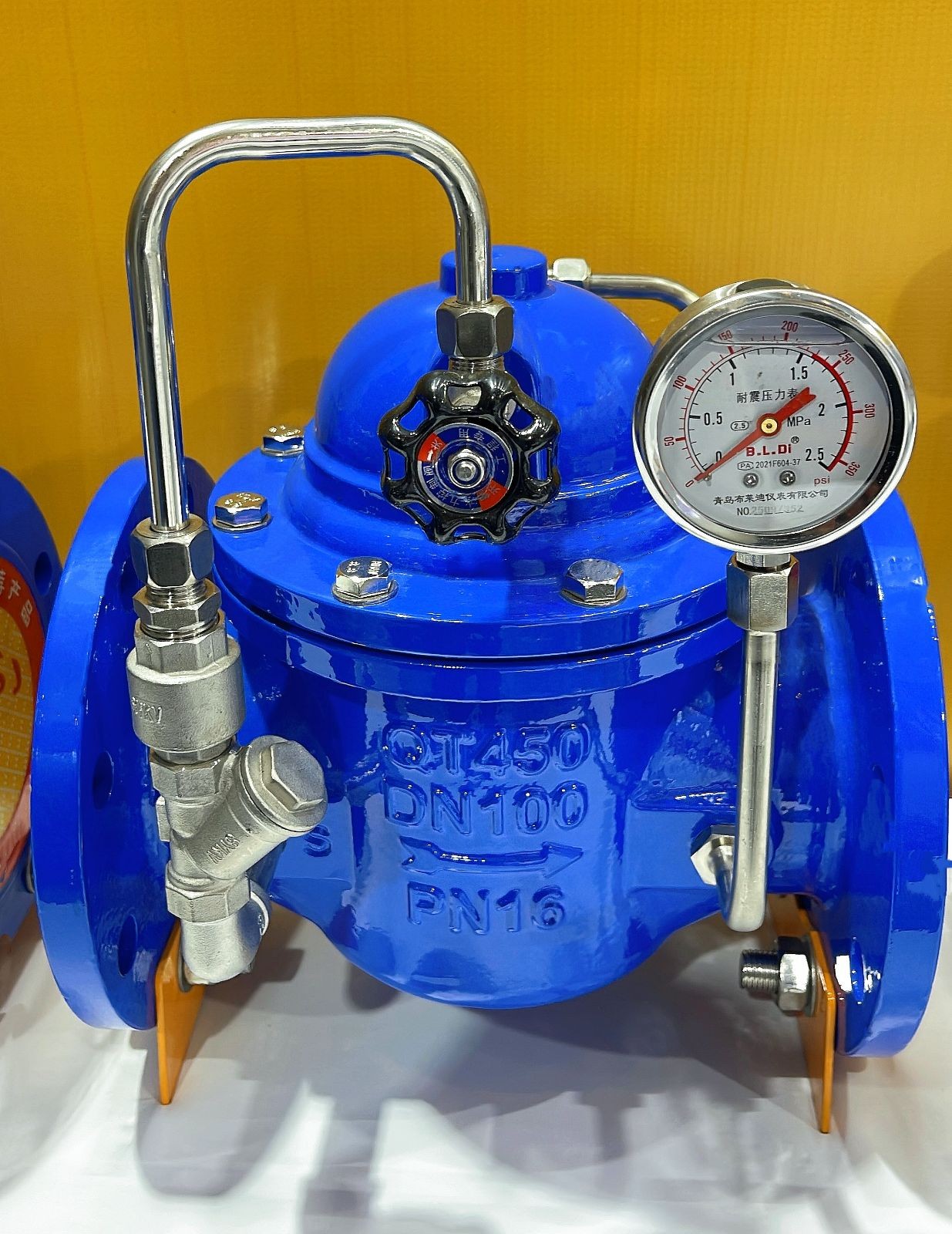 COTV全球直播：中国-冠兴流体科技有限公司专业生产暖通系统、排泥阀、排气阀、闸阀、止回阀、碟阀、水力控制阀、多功能水泵控制阀、防污断阀、倒流防止器等系统流体产品，欢迎大家光临！