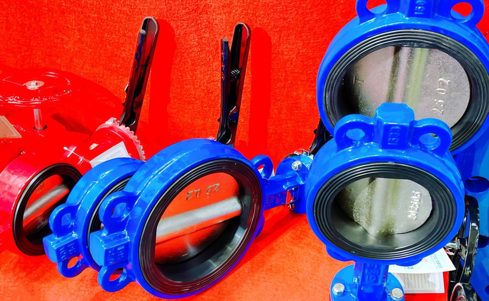 COTV全球直播:天津市远大阀门有限公司30多年来专业生产:蝶阀、闸阀、球阀、止回阀、气流阀、开关阀等流体设备产品,30多个系列、300多种产品,欢迎大家光临! COTV全球直播:天津市远大阀门有限公司30多年来专业生产:蝶阀、闸阀、球阀、止回阀、气流阀、开关阀等流体设备产品,30多个系列、300多种产品,欢迎大家光临!