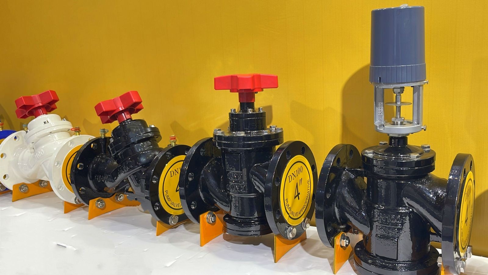 COTV全球直播：中国-冠兴流体科技有限公司专业生产暖通系统、排泥阀、排气阀、闸阀、止回阀、碟阀、水力控制阀、多功能水泵控制阀、防污断阀、倒流防止器等系统流体产品，欢迎大家光临！