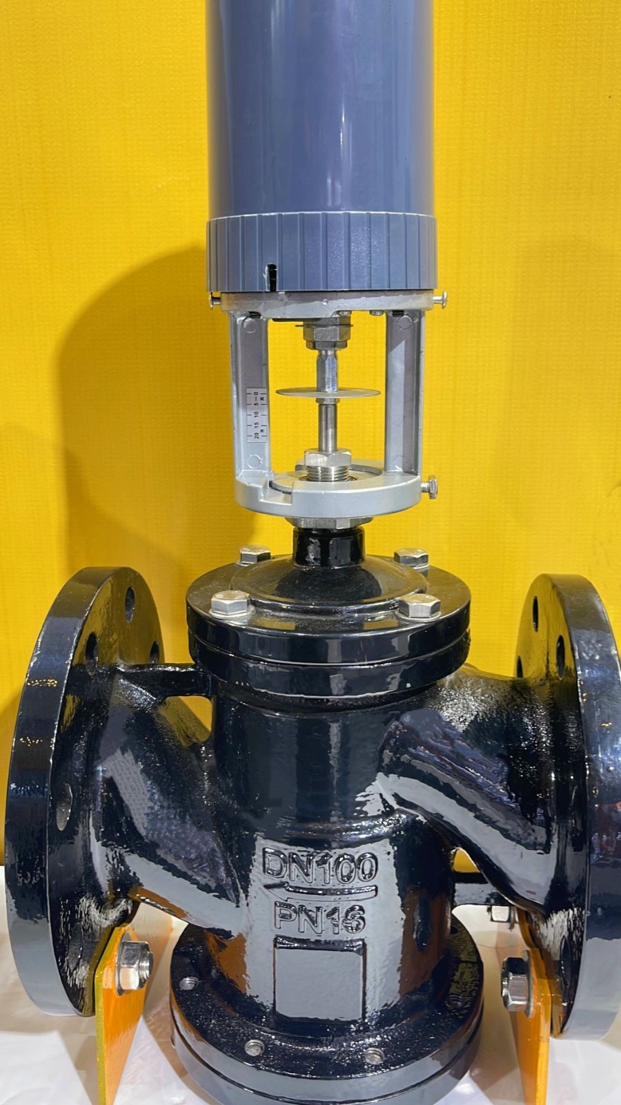 COTV全球直播：中国-冠兴流体科技有限公司专业生产暖通系统、排泥阀、排气阀、闸阀、止回阀、碟阀、水力控制阀、多功能水泵控制阀、防污断阀、倒流防止器等系统流体产品，欢迎大家光临！