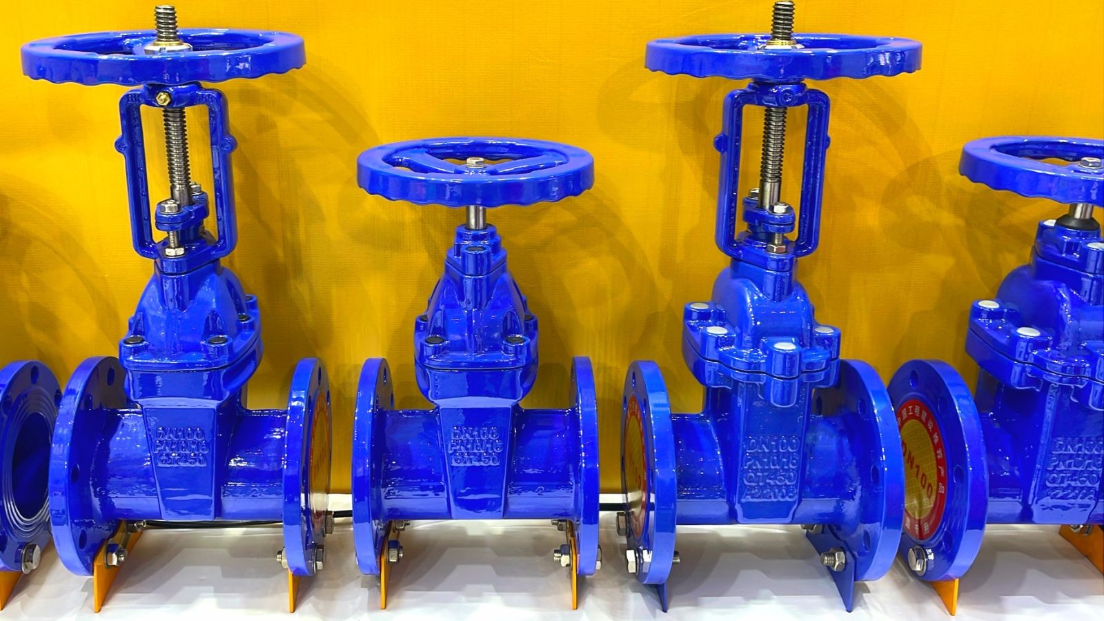 COTV全球直播：中国-冠兴流体科技有限公司专业生产暖通系统、排泥阀、排气阀、闸阀、止回阀、碟阀、水力控制阀、多功能水泵控制阀、防污断阀、倒流防止器等系统流体产品，欢迎大家光临！