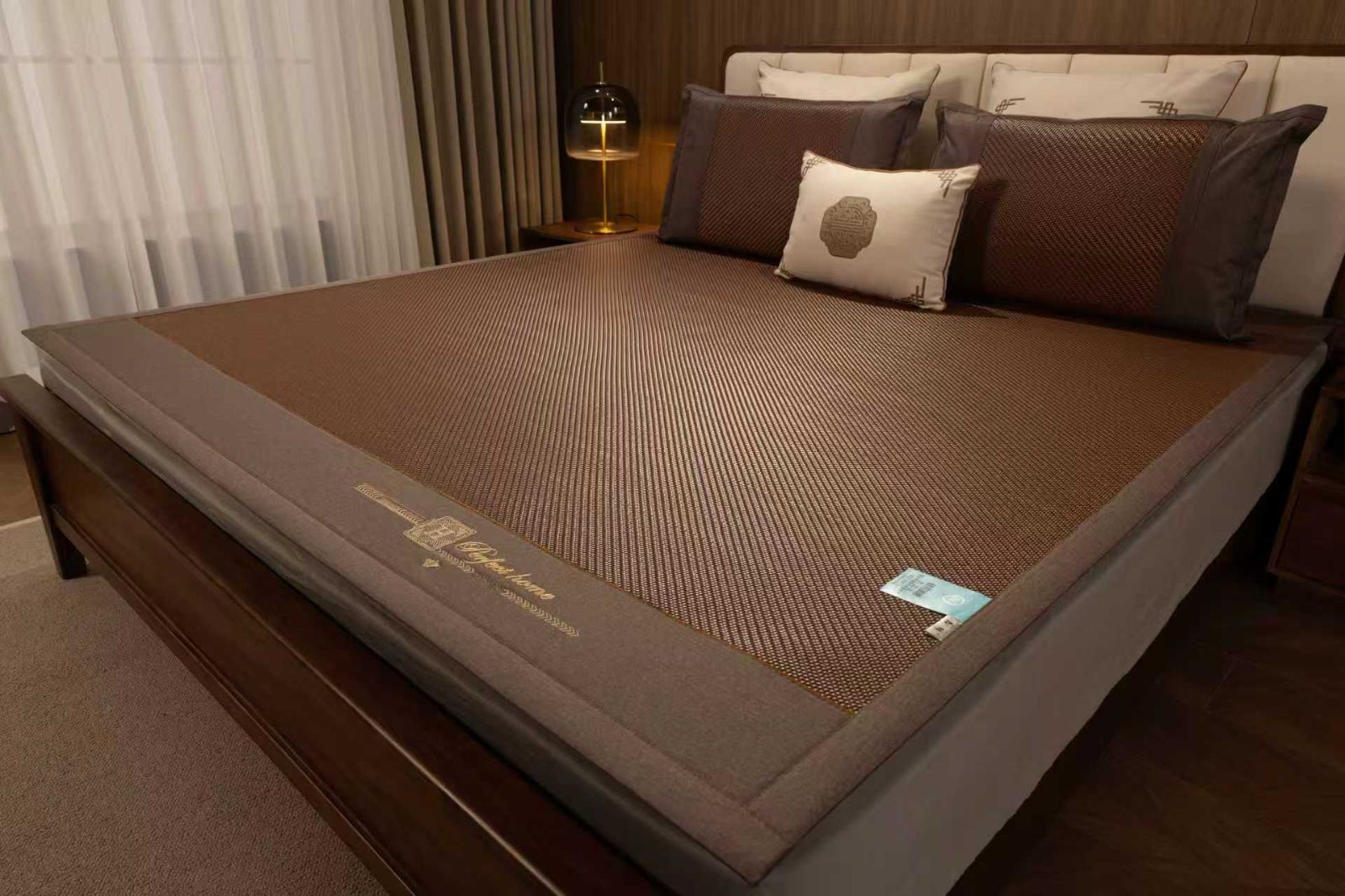 COTV全球直播-安吉柏宇家居科技有限公司专业生产：PE凉感滕席夏季睡眠产品，设计创新、匠心制造、款式多样，现货供应并承接来样定制及内外贸订单业务，深得客户口碑，欢迎大家光临！