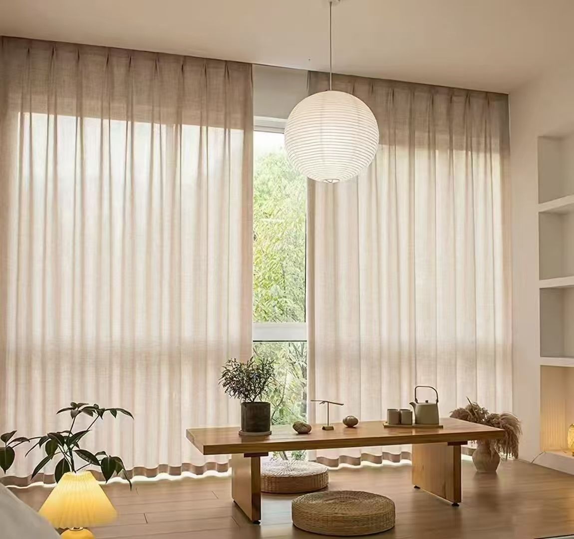 COTV全球直播-绍兴览致纺织品有限公司专业经营纺织品家纺窗帘的设计、加工生产和销售，拥有大型样品展厅和仓库及窗帘产品加工生产基地,欢迎新老客户洽谈采购！总经理崔红彬欢迎大家光临！