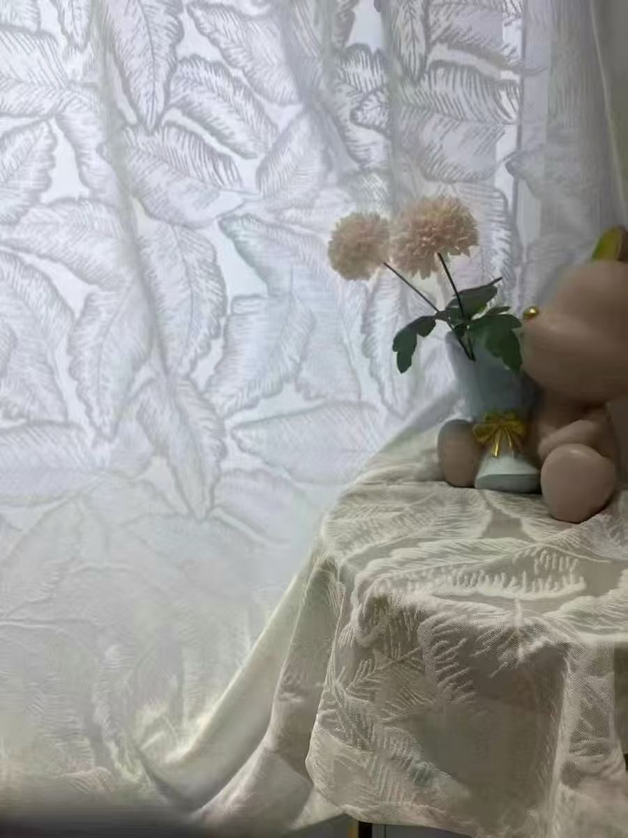 COTV全球直播-绍兴览致纺织品有限公司专业经营纺织品家纺窗帘的设计、加工生产和销售，拥有大型样品展厅和仓库及窗帘产品加工生产基地,欢迎新老客户洽谈采购！总经理崔红彬欢迎大家光临！