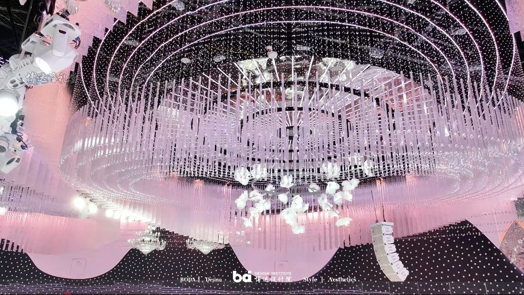 COTV全球直播-广东博达道具有限公司专业生产婚庆道具、美陈道具、宴会厅道具、软装道具及户外亮化灯具 、公共音响系统等产品,承接一站式设计、生产、落地施工一条龙服务,欢迎大家光临! COTV全球直播-广东博达道具有限公司专业生产婚庆道具、美陈道具、宴会厅道具、软装道具及户外亮化灯具 、公共音响系统等产品,承接一站式设计、生产、落地施工一条龙服务,欢迎大家光临!