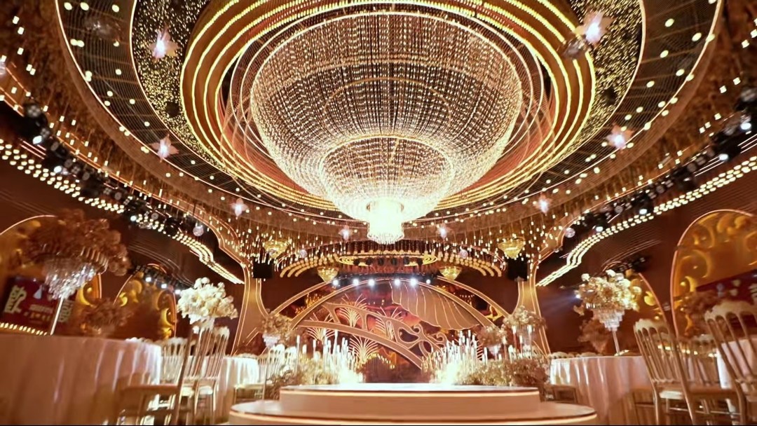 COTV全球直播-广东博达道具有限公司专业生产婚庆道具、美陈道具、宴会厅道具、软装道具及户外亮化灯具 、公共音响系统等产品,承接一站式设计、生产、落地施工一条龙服务,欢迎大家光临! COTV全球直播-广东博达道具有限公司专业生产婚庆道具、美陈道具、宴会厅道具、软装道具及户外亮化灯具 、公共音响系统等产品,承接一站式设计、生产、落地施工一条龙服务,欢迎大家光临!