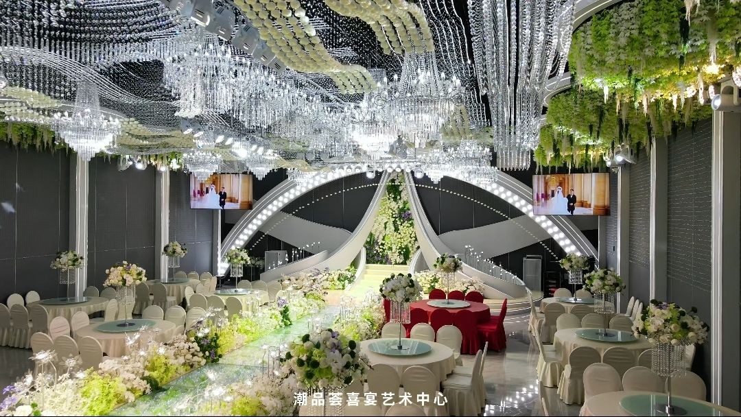 COTV全球直播-广东博达道具有限公司专业生产婚庆道具、美陈道具、宴会厅道具、软装道具及户外亮化灯具 、公共音响系统等产品,承接一站式设计、生产、落地施工一条龙服务,欢迎大家光临! COTV全球直播-广东博达道具有限公司专业生产婚庆道具、美陈道具、宴会厅道具、软装道具及户外亮化灯具 、公共音响系统等产品,承接一站式设计、生产、落地施工一条龙服务,欢迎大家光临!