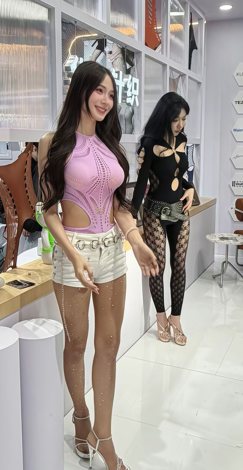 COTV全球直播-义乌市剑影纺织科技有限公司专业研发生产: 自动联合缝档一体机、自动缝头机、双管缝头机、双管自动剪线机等纺织袜机机械产品，欢迎大家光临！