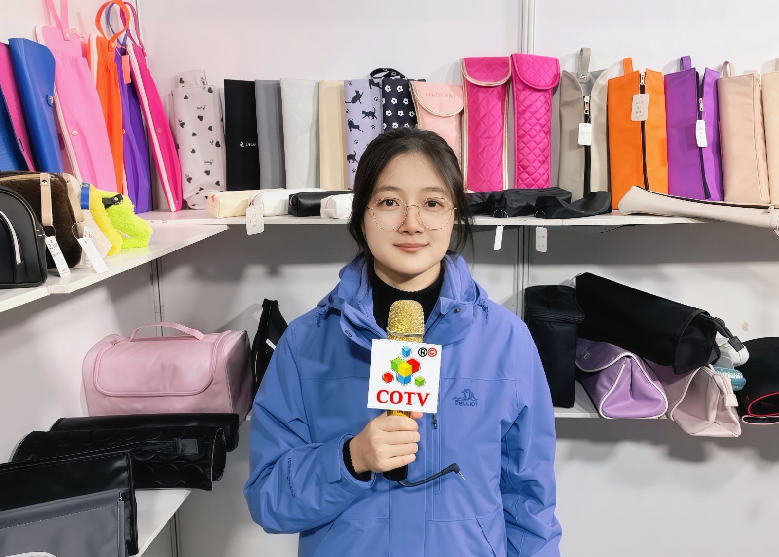 COTV全球直播-温州市文舟商务礼品有限公司专业生产:美容化妆品包、洗漱包、工具包、电器包、酒品包、理发工具,垂钓用具,文教及体育用品,大健康行业,摄影器材,礼品包等产品,欢迎大家光临! COTV全球直播-温州市文舟商务礼品有限公司专业生产:美容化妆品包、洗漱包、工具包、电器包、酒品包、理发工具,垂钓用具,文教及体育用品,大健康行业,摄影器材,礼品包等产品,欢迎大家光临!