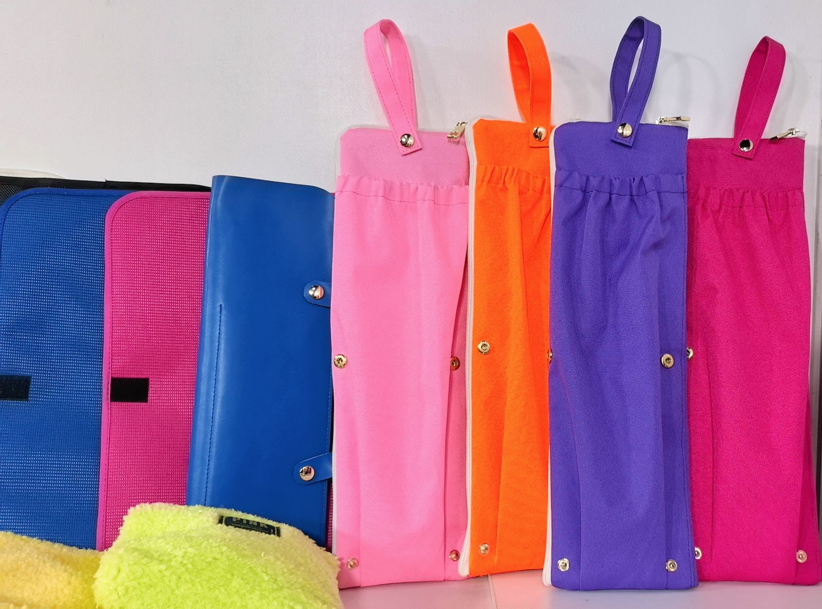 COTV全球直播-温州市文舟商务礼品有限公司专业生产:美容化妆品包、洗漱包、工具包、电器包、酒品包、理发工具,垂钓用具,文教及体育用品,大健康行业,摄影器材,礼品包等产品,欢迎大家光临! COTV全球直播-温州市文舟商务礼品有限公司专业生产:美容化妆品包、洗漱包、工具包、电器包、酒品包、理发工具,垂钓用具,文教及体育用品,大健康行业,摄影器材,礼品包等产品,欢迎大家光临!