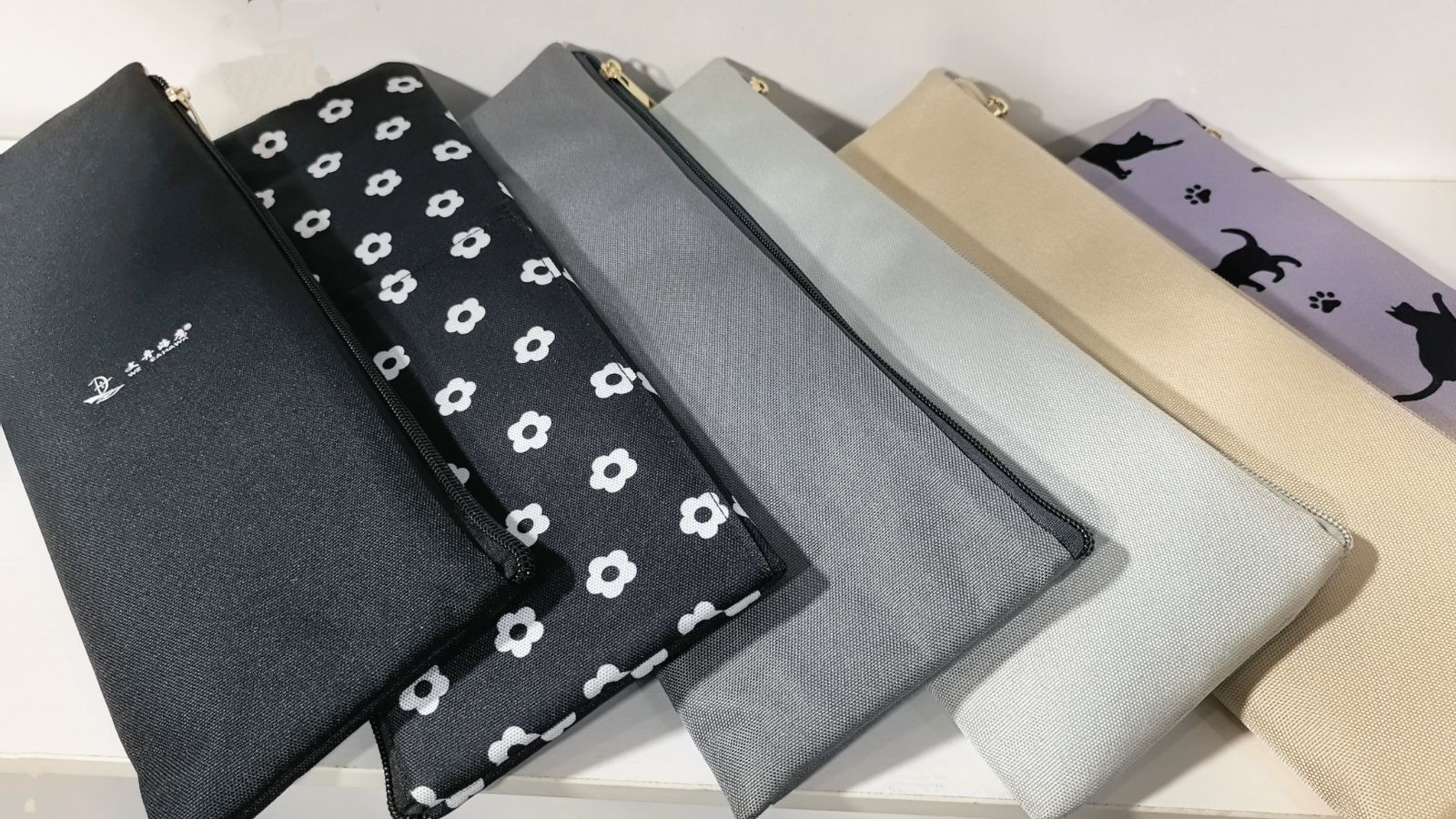 COTV全球直播-温州市文舟商务礼品有限公司专业生产:美容化妆品包、洗漱包、工具包、电器包、酒品包、理发工具,垂钓用具,文教及体育用品,大健康行业,摄影器材,礼品包等产品,欢迎大家光临! COTV全球直播-温州市文舟商务礼品有限公司专业生产:美容化妆品包、洗漱包、工具包、电器包、酒品包、理发工具,垂钓用具,文教及体育用品,大健康行业,摄影器材,礼品包等产品,欢迎大家光临!