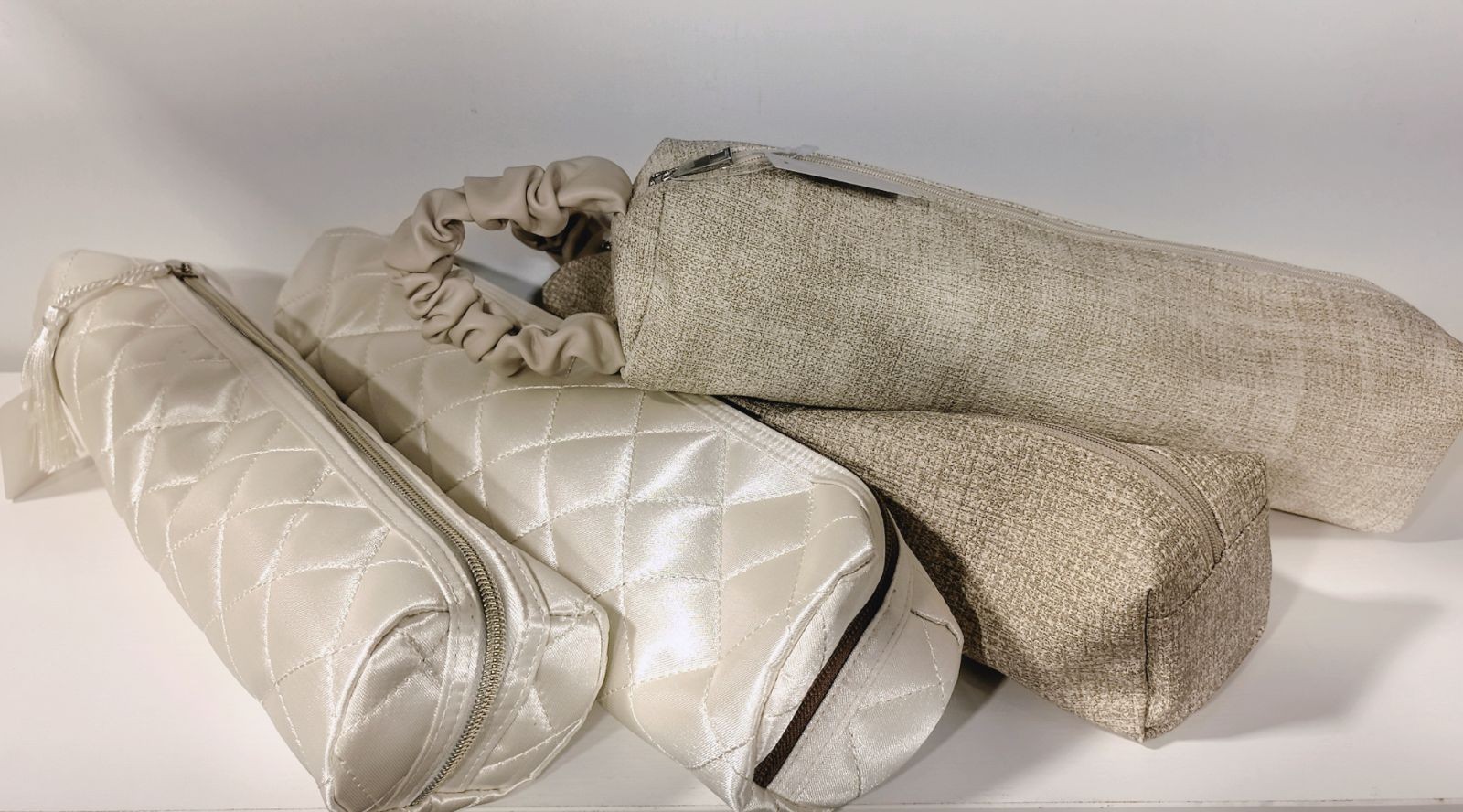 COTV全球直播-温州市文舟商务礼品有限公司专业生产:美容化妆品包、洗漱包、工具包、电器包、酒品包、理发工具,垂钓用具,文教及体育用品,大健康行业,摄影器材,礼品包等产品,欢迎大家光临! COTV全球直播-温州市文舟商务礼品有限公司专业生产:美容化妆品包、洗漱包、工具包、电器包、酒品包、理发工具,垂钓用具,文教及体育用品,大健康行业,摄影器材,礼品包等产品,欢迎大家光临!