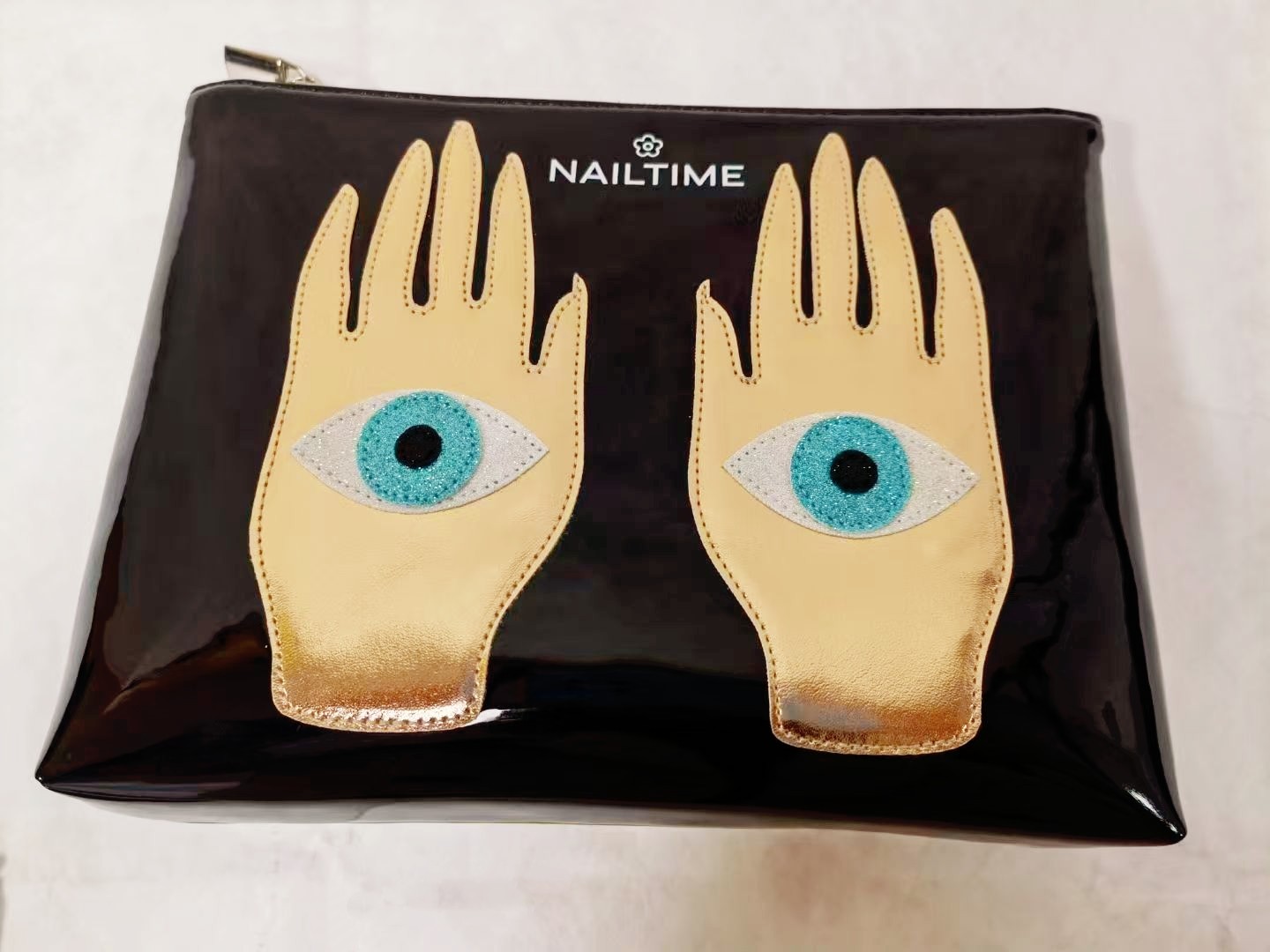 COTV全球直播-温州市文舟商务礼品有限公司专业生产:美容化妆品包、洗漱包、工具包、电器包、酒品包、理发工具,垂钓用具,文教及体育用品,大健康行业,摄影器材,礼品包等产品,欢迎大家光临! COTV全球直播-温州市文舟商务礼品有限公司专业生产:美容化妆品包、洗漱包、工具包、电器包、酒品包、理发工具,垂钓用具,文教及体育用品,大健康行业,摄影器材,礼品包等产品,欢迎大家光临!