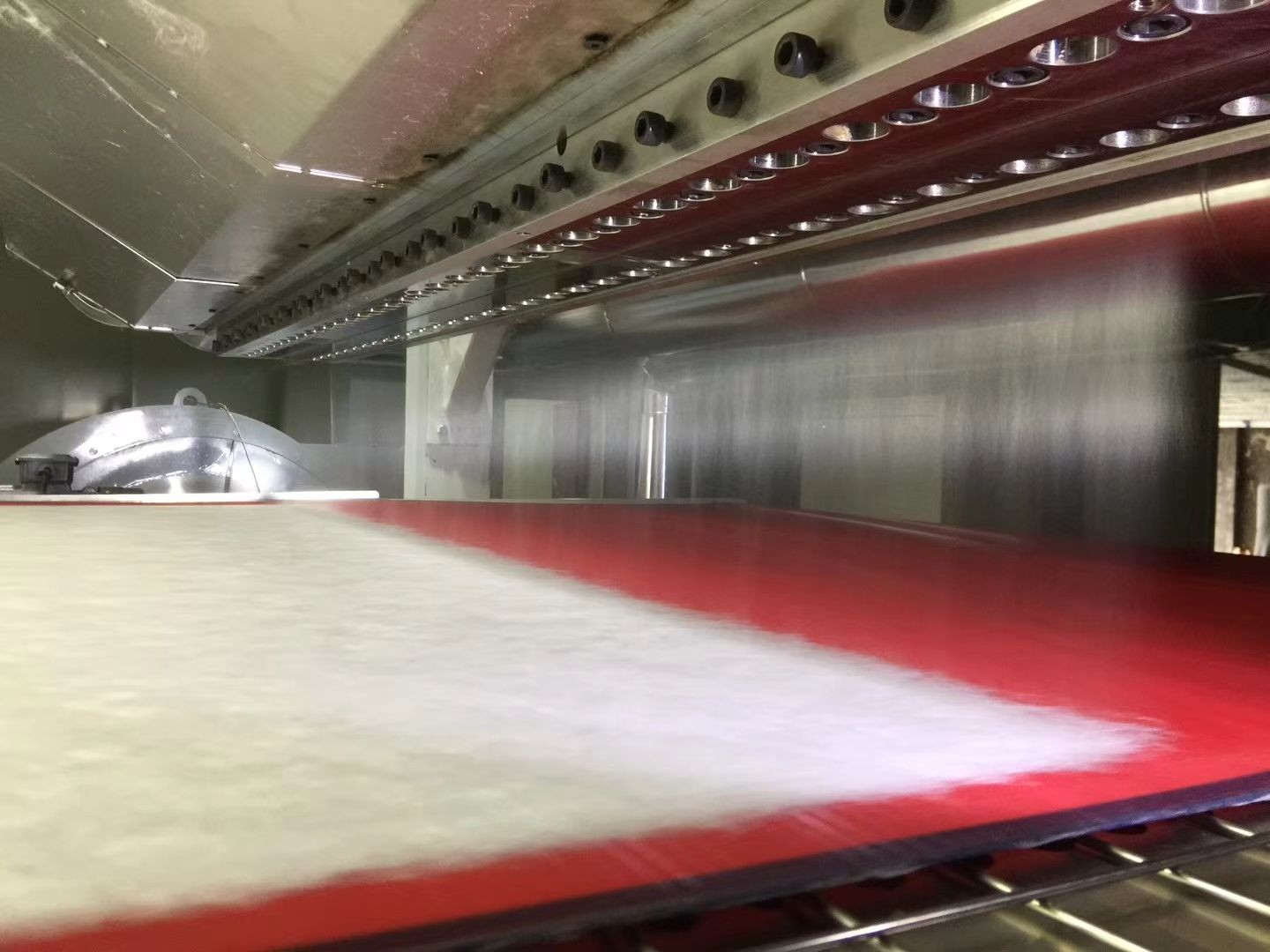 COTV全球直播-常熟市新力鞋材有限公司专业生产:抗静电无纺布中底、等劳保鞋材料；黑色、白色、灰色软硬毛毡、阻燃无纺布等汽车用毡及家居、家电用无纺布；黑白色帽衬用无纺布；特厚特硬等产品，欢迎大家光临！