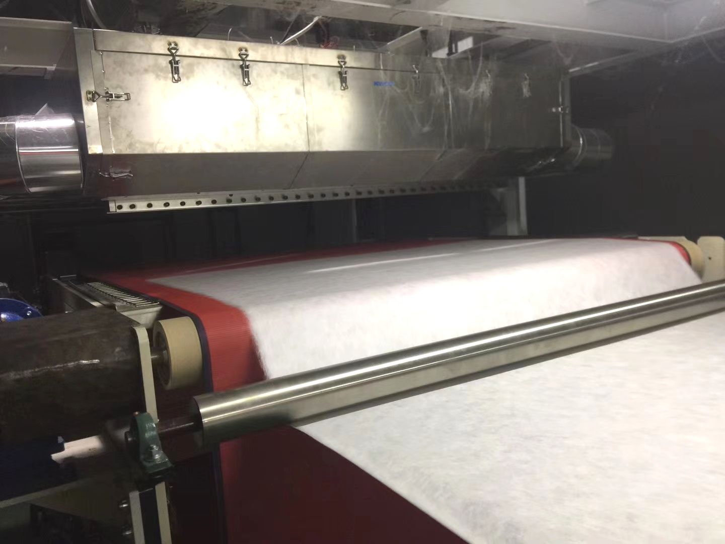 COTV全球直播-常熟市新力鞋材有限公司专业生产:抗静电无纺布中底、等劳保鞋材料；黑色、白色、灰色软硬毛毡、阻燃无纺布等汽车用毡及家居、家电用无纺布；黑白色帽衬用无纺布；特厚特硬等产品，欢迎大家光临！