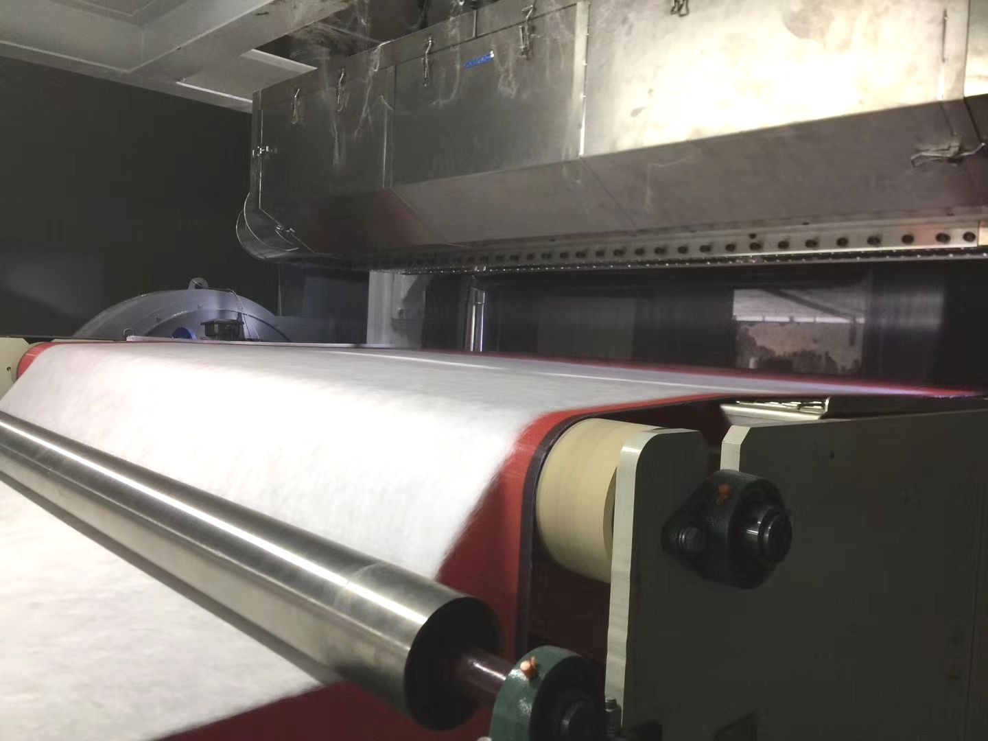 COTV全球直播-常熟市新力鞋材有限公司专业生产:抗静电无纺布中底、等劳保鞋材料；黑色、白色、灰色软硬毛毡、阻燃无纺布等汽车用毡及家居、家电用无纺布；黑白色帽衬用无纺布；特厚特硬等产品，欢迎大家光临！