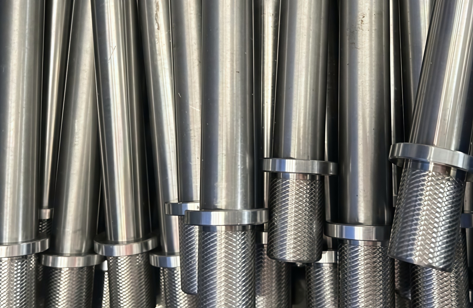 COTV全球直播-丽水市恒城轴承有限公司专业生产直线光轴、滚珠丝杆支撑座、双轴心导轨系列、线性导轨系列、直线滑动单元滑块、圆柱直线导轨、直线轴承、杆端关节轴承、向心关节轴承，等产品，欢迎大家光临！