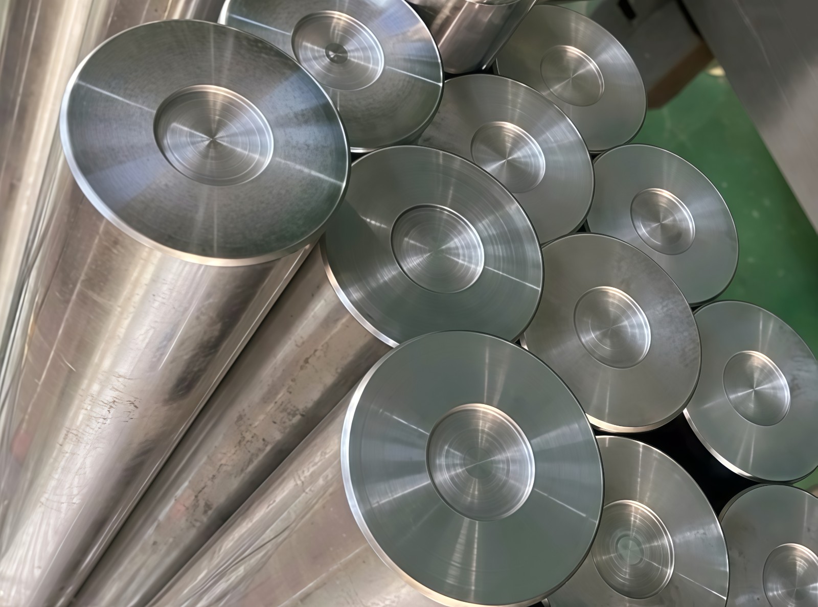 COTV全球直播-丽水市恒城轴承有限公司专业生产直线光轴、滚珠丝杆支撑座、双轴心导轨系列、线性导轨系列、直线滑动单元滑块、圆柱直线导轨、直线轴承、杆端关节轴承、向心关节轴承，等产品，欢迎大家光临！