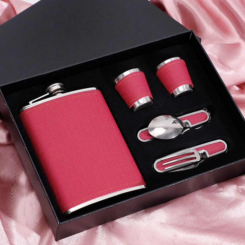 COTV全球直播-永康市顺丰不锈钢制品厂专业生产:各种不锈钢酒壶、工艺品不锈钢酒壶、各种不锈钢酒杯系列饮品用具等产品，欢迎大家光临！