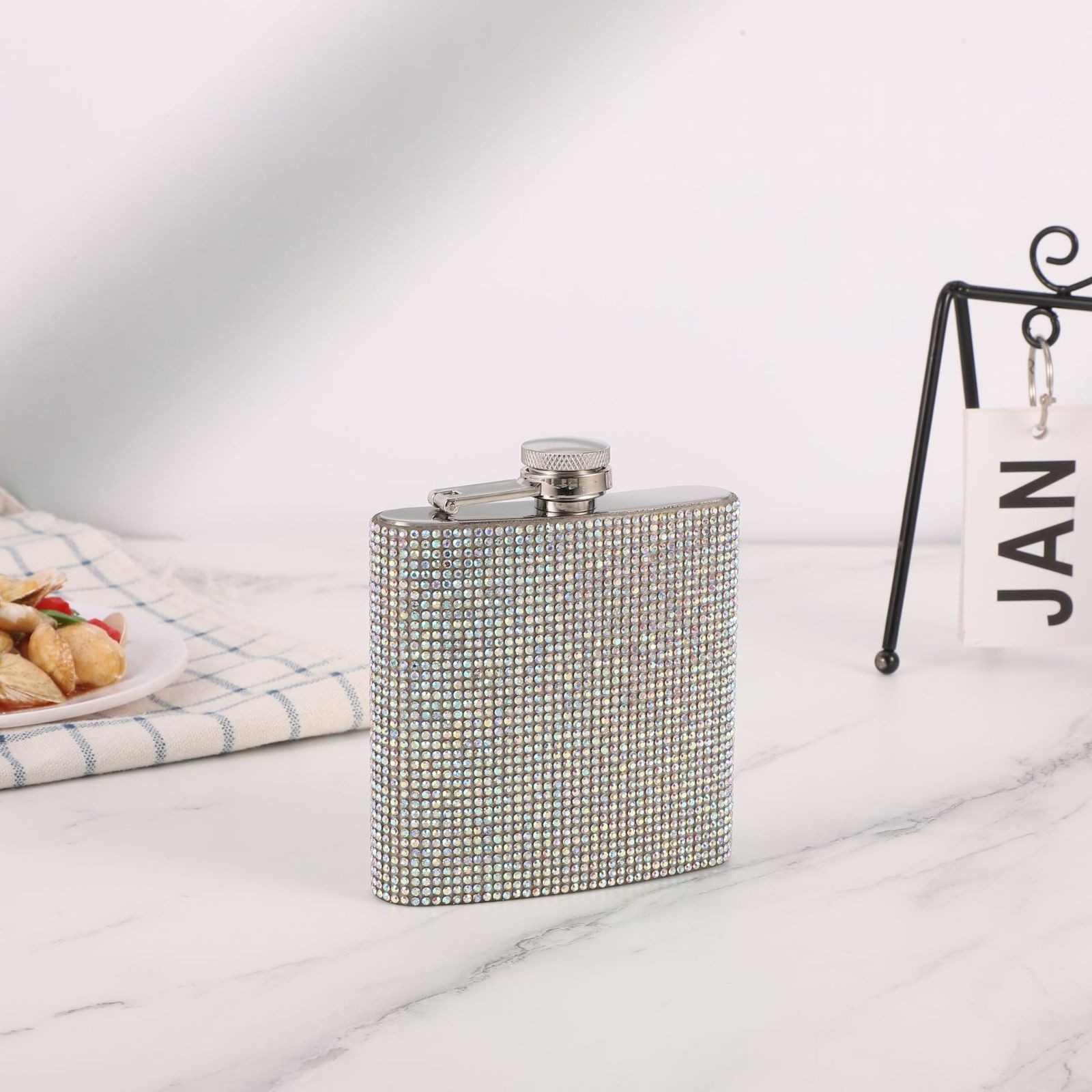 COTV全球直播-永康市顺丰不锈钢制品厂专业生产:各种不锈钢酒壶、工艺品不锈钢酒壶、各种不锈钢酒杯系列饮品用具等产品，欢迎大家光临！