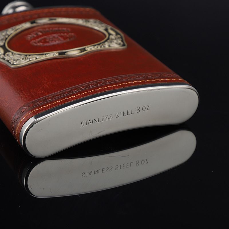 COTV全球直播-永康市顺丰不锈钢制品厂专业生产:各种不锈钢酒壶、工艺品不锈钢酒壶、各种不锈钢酒杯系列饮品用具等产品，欢迎大家光临！