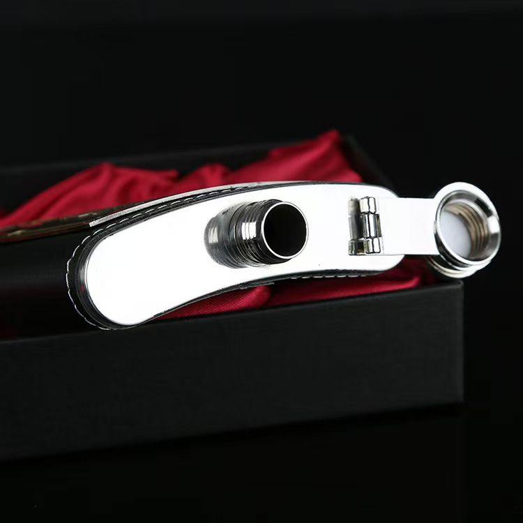 COTV全球直播-永康市顺丰不锈钢制品厂专业生产:各种不锈钢酒壶、工艺品不锈钢酒壶、各种不锈钢酒杯系列饮品用具等产品，欢迎大家光临！