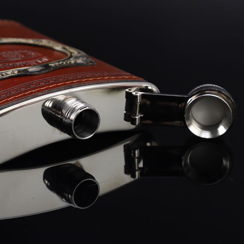 COTV全球直播-永康市顺丰不锈钢制品厂专业生产:各种不锈钢酒壶、工艺品不锈钢酒壶、各种不锈钢酒杯系列饮品用具等产品，欢迎大家光临！