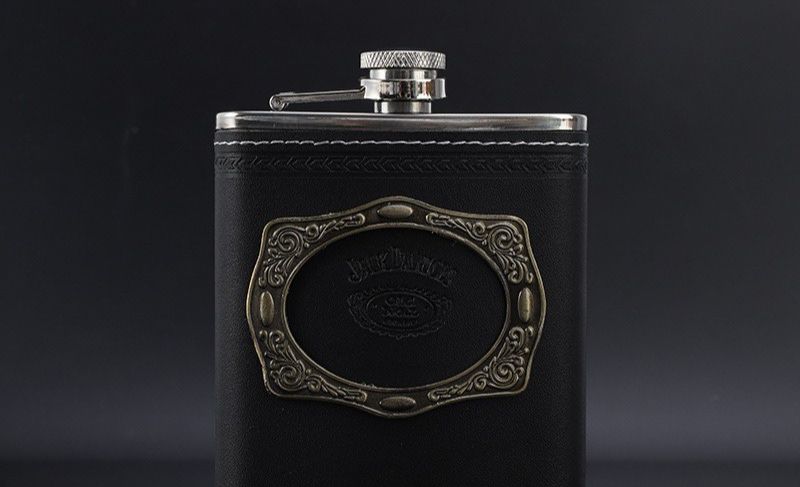 COTV全球直播-永康市顺丰不锈钢制品厂专业生产:各种不锈钢酒壶、工艺品不锈钢酒壶、各种不锈钢酒杯系列饮品用具等产品，欢迎大家光临！