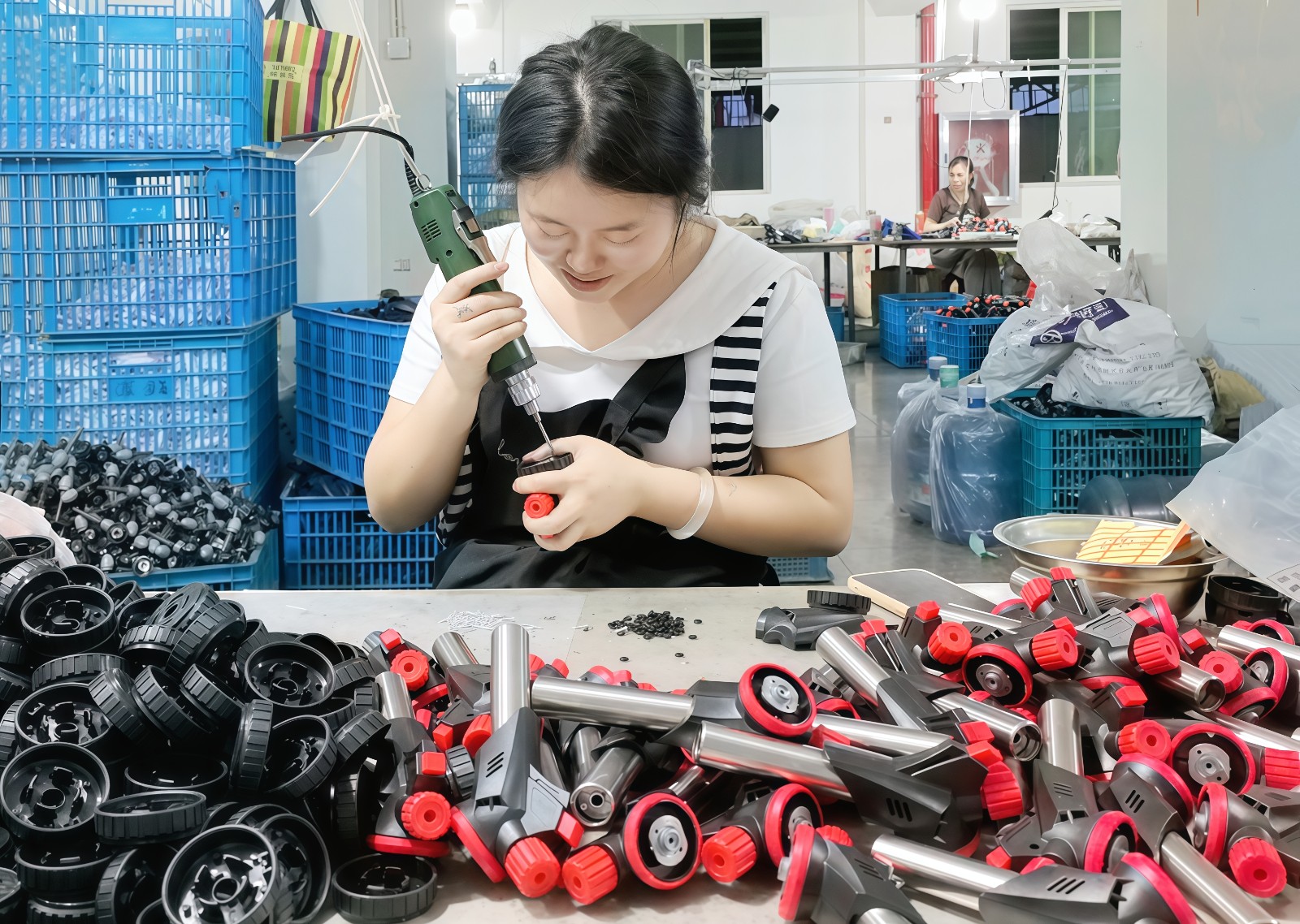 COTV全球直播-温州荣山科技有限公司专业生产: 各种喷枪、电弧、卡子炉、点火枪等产品；广泛应用于酒店、企事业食堂、家庭以及户外野炊等领域，款式多样，现货供应，欢迎大家光临！