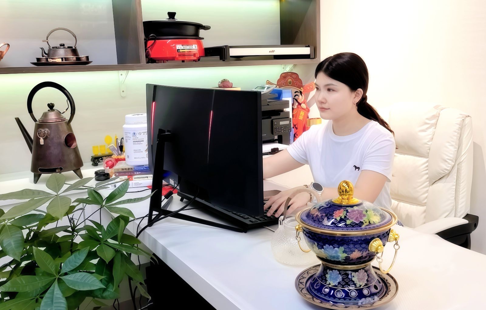 COTV全球直播-永康市晟铜瑞工贸有限公司专业生产各种铜火锅、景泰蓝火锅;永康市舒舒电器有限公司专业生产各种铜壶、铜水壶、铜壶、宝瓶等工艺产品,欢迎大家光临! COTV全球直播-永康市晟铜瑞工贸有限公司专业生产各种铜火锅、景泰蓝火锅;永康市舒舒电器有限公司专业生产各种铜壶、铜水壶、铜壶、宝瓶等工艺产品,欢迎大家光临!