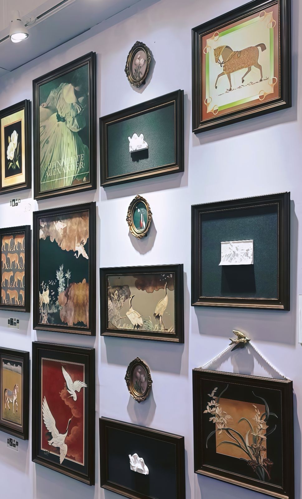COTV全球直播-栾城区恒艺家居饰品厂专业生产:皮雕画、砂岩画、珍珠画、组合画、法式中古风装饰画等工艺饰品,源头工厂,欢迎大家光临! COTV全球直播-栾城区恒艺家居饰品厂专业生产:皮雕画、砂岩画、珍珠画、组合画、法式中古风装饰画等工艺饰品,源头工厂,欢迎大家光临!