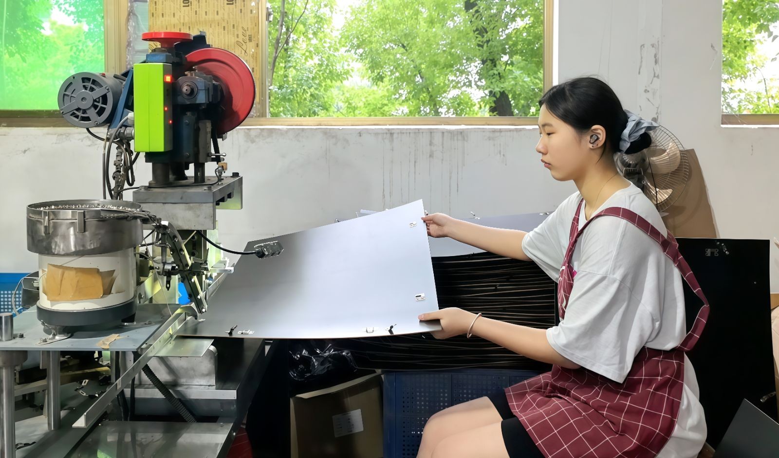 COTV全球直播-义乌市安伟机械科技有限公司、义乌市宏升五金机械商行专业生产相框机械、相框配件;各种压花轮、模具、烫金轮、热转印膜及工艺饰品等产品,源头工厂,欢迎大家光临! COTV全球直播-义乌市安伟机械科技有限公司、义乌市宏升五金机械商行专业生产相框机械、相框配件;各种压花轮、模具、烫金轮、热转印膜及工艺饰品等产品,源头工厂,欢迎大家光临!