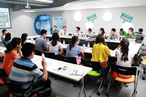 武昌横向动脉提速 6.26BRT沿线楼市研讨会举办