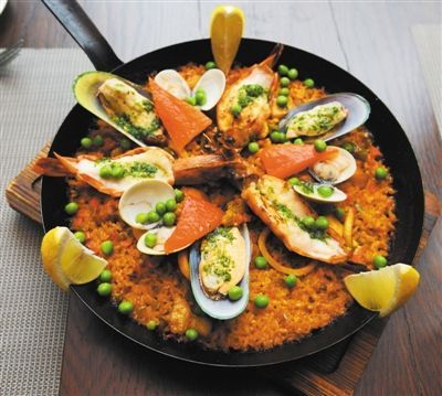 海鲜饭可谓西班牙的“国饭”，几乎所有西班牙餐厅里都有。