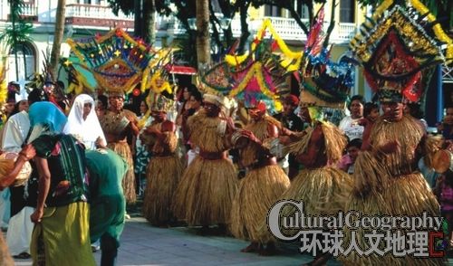 载歌载舞庆祝节日