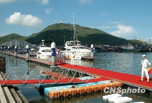 海南建旅游岛获多项政策支持 将试水博彩业