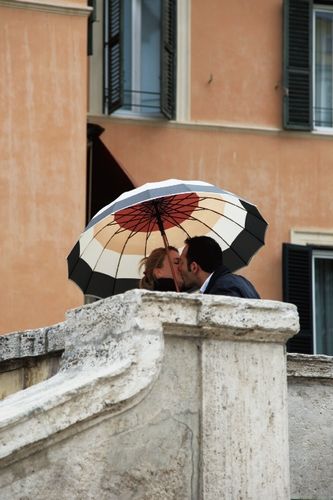 无论何地都会尽情享受浪漫， 这就是意大利人 摄影/周齐