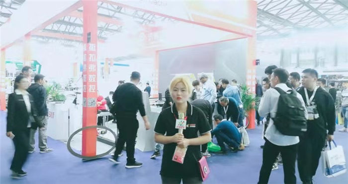 热烈祝贺2019中国国际门窗幕墙博览会在上海新国际博览中心隆重开幕! 热烈祝贺2019中国国际门窗幕墙博览会在上海新国际博览中心隆重开幕!