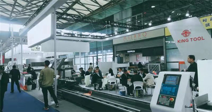 热烈祝贺2019中国国际门窗幕墙博览会在上海新国际博览中心隆重开幕! 热烈祝贺2019中国国际门窗幕墙博览会在上海新国际博览中心隆重开幕!