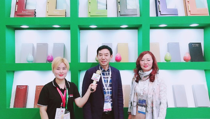 热烈祝贺2019中国国际门窗幕墙博览会在上海新国际博览中心隆重开幕! 热烈祝贺2019中国国际门窗幕墙博览会在上海新国际博览中心隆重开幕!